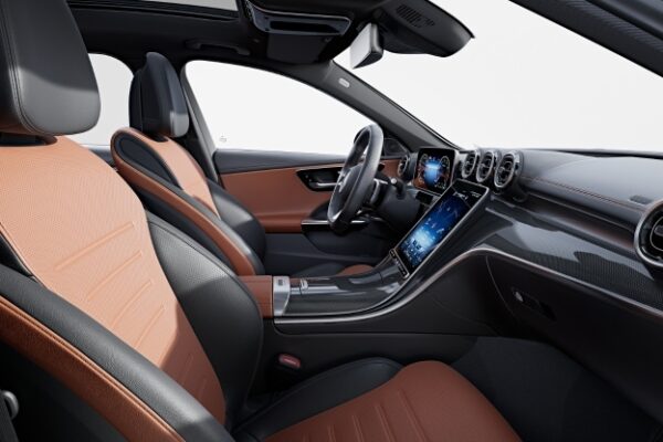 Mercedes-Benz C400 (W205) Review: Specs, Features & Performance